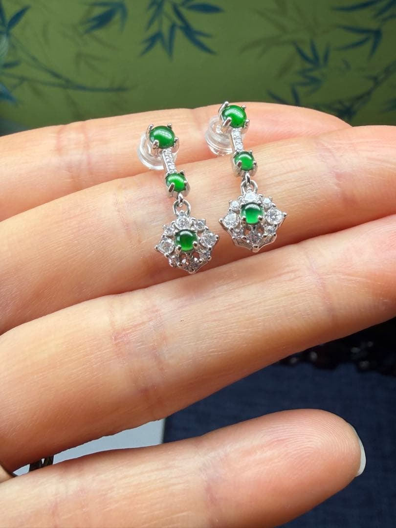 豪華版‼️天然本翡翠 極上ロウカン質翡翠、国標級S925氷陽緑ピアス