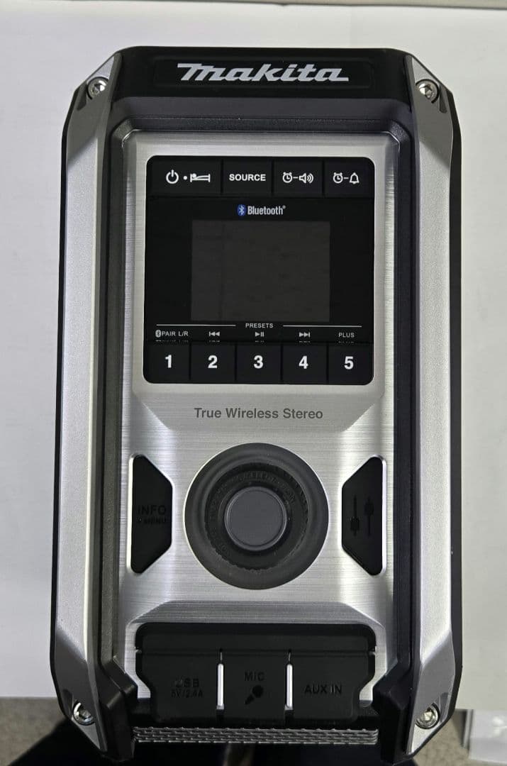 【新品未使用品】Makita Bluetooth ラジオ MR113 Makita 10.8~18V Wireless Speaker Radio MR113 Bluetooth Linked Body