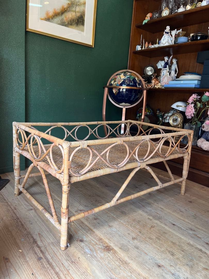 ベビーベッド 籐 ラタン かご バスケット 昭和レトロ 当時物 インテリア 家具 ベビーベッド 籐 ラタン かご バスケット 昭和レトロ 当時物