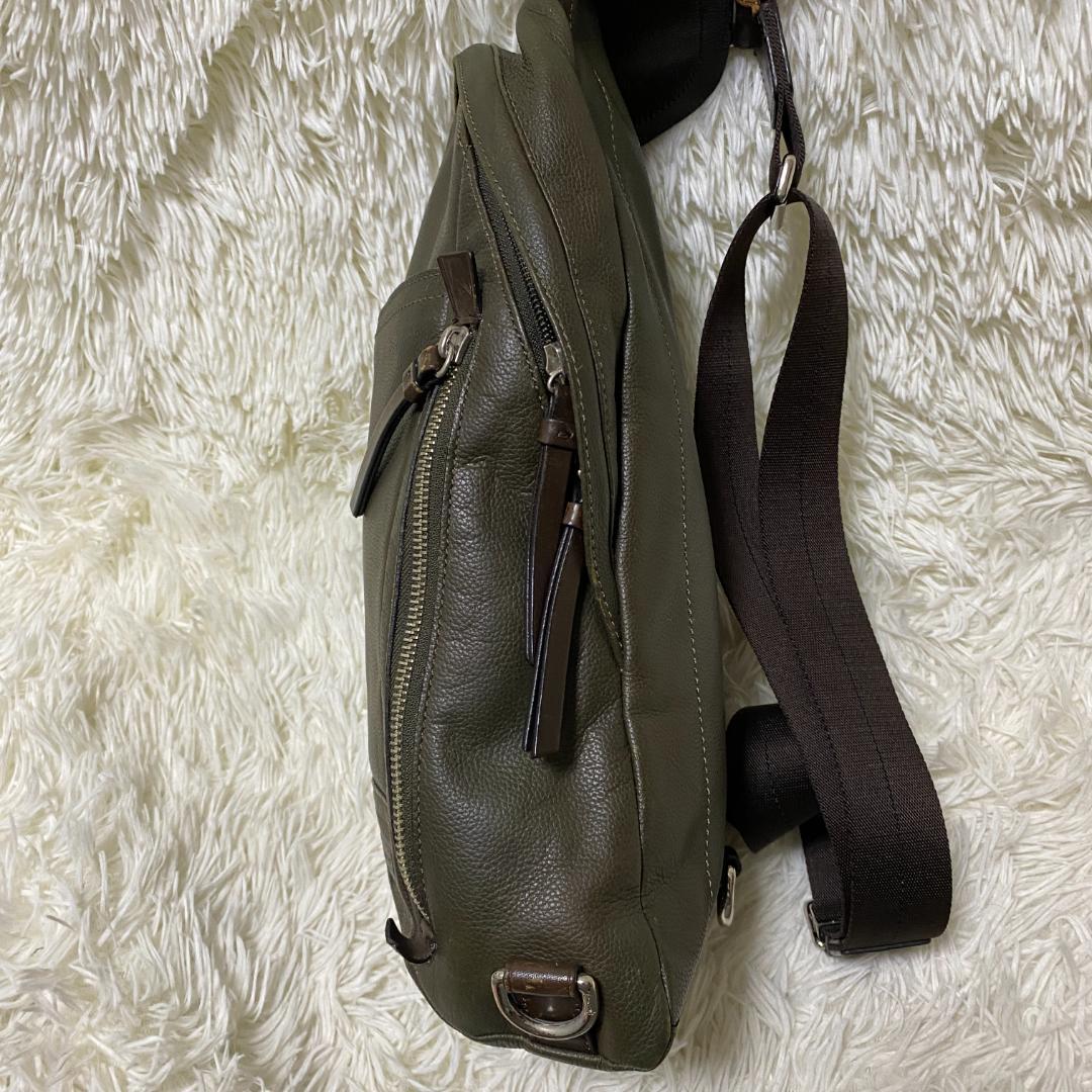 COACH コーチ ボディバッグ レザー オリーブグリーン