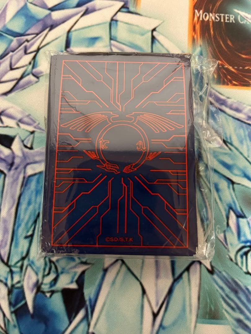 遊戯王 竜の紋章 スリーブ 100枚 - メルカリ