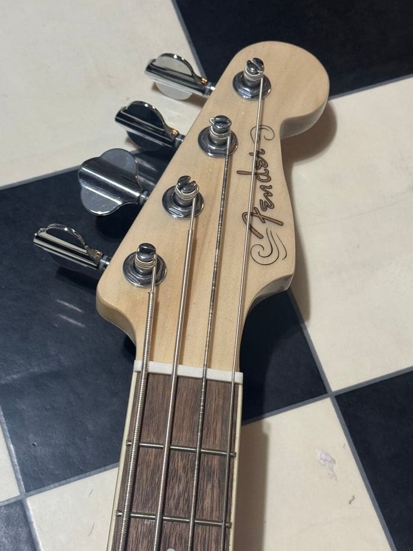 Y*i様 Fender フェンダーFullerton Precision Bas - メルカリ