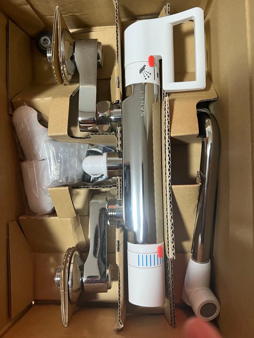 THE BODY STYLING ブラック シャワーヘッド 予備カートリッジ付き