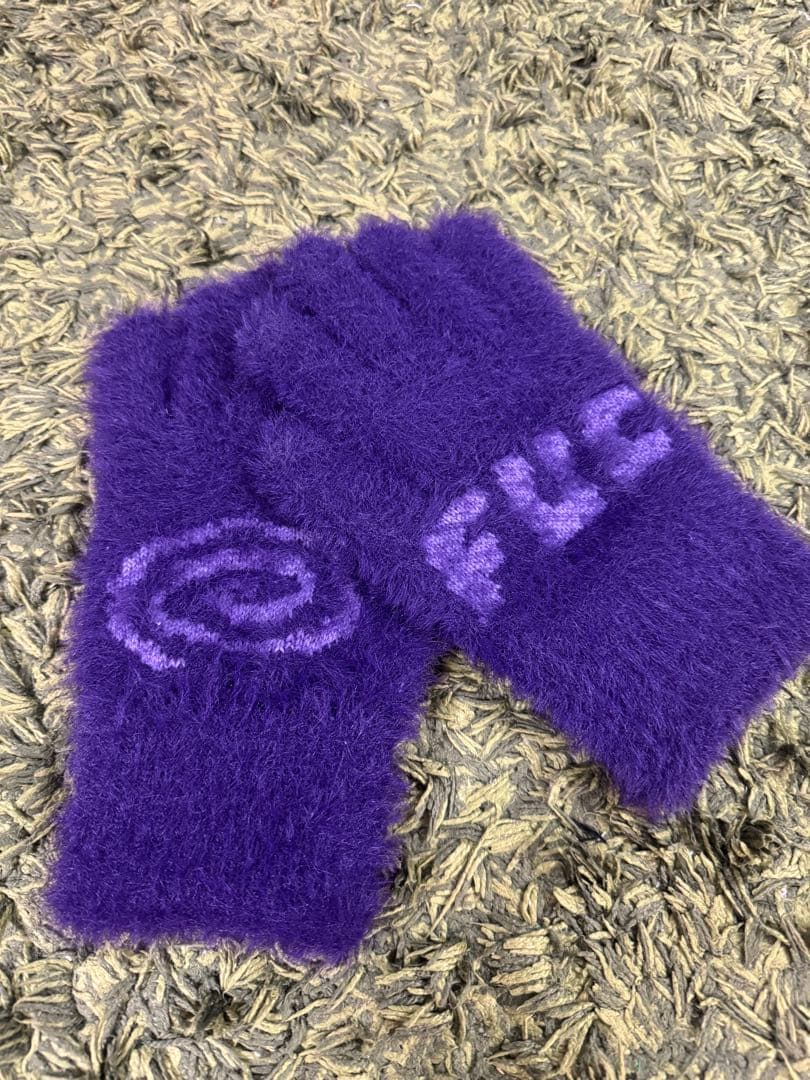 SOLFUC soonerorlater Hairy Gloves