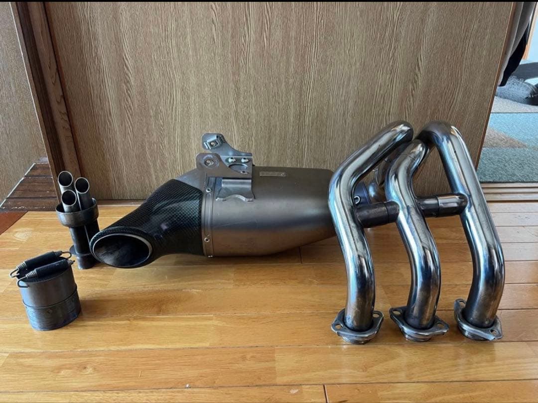 アクラポビッチフルエキマフラーMT09(2014〜2020) - メルカリ