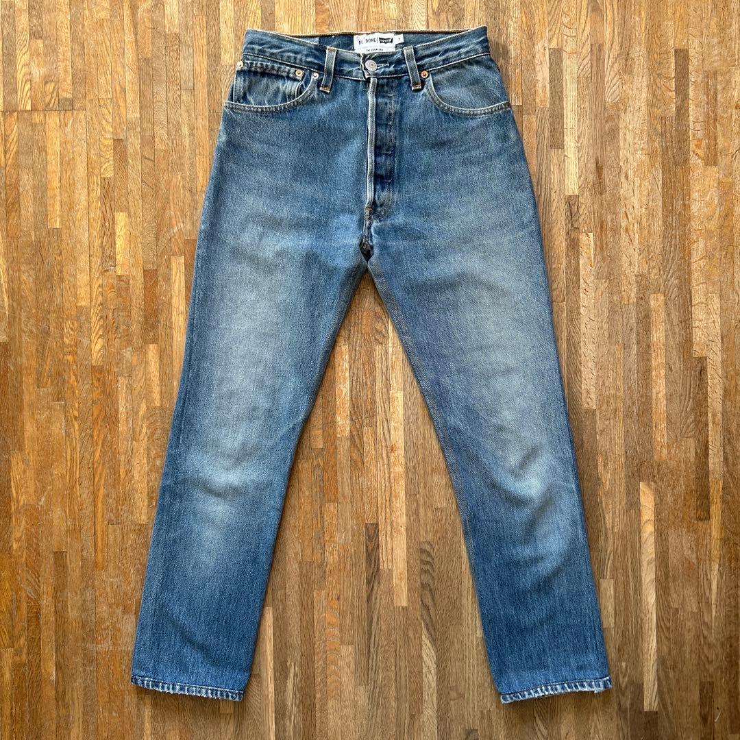 RE/DONE × Levi’s THE CRAWFORD デニム24 USA製 RE/DONE LEVI'S Cindy Crawford The Crawford High Rise in Indigo | FWRD