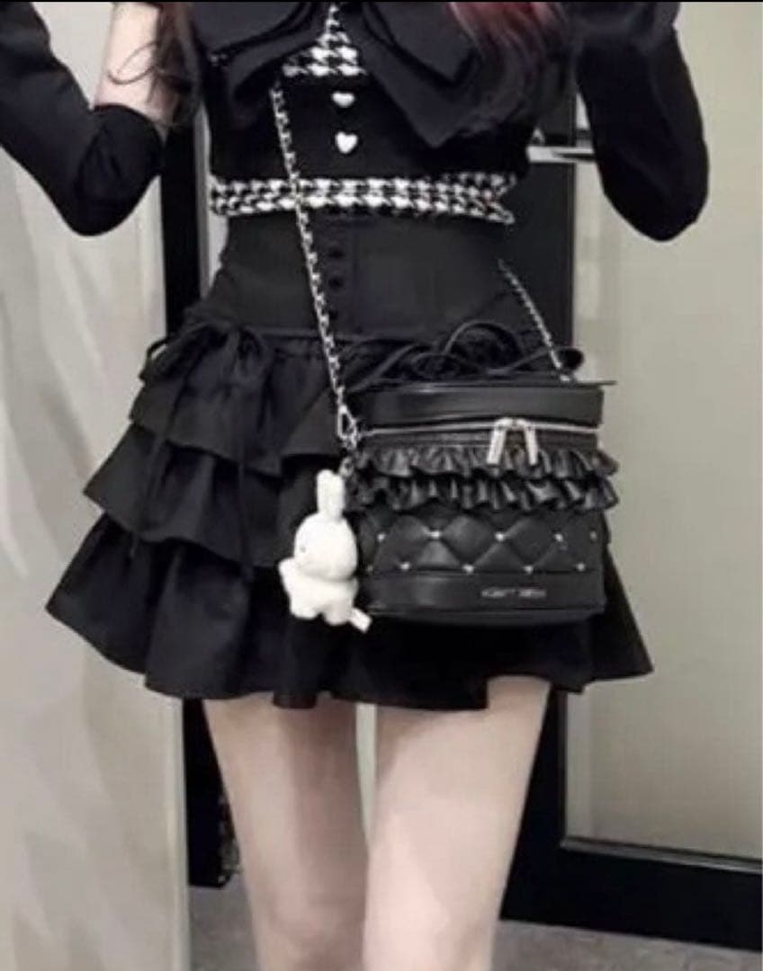 HONEY MEW ハニーミュウ ティアードフリルスカート ブラック f - メルカリ