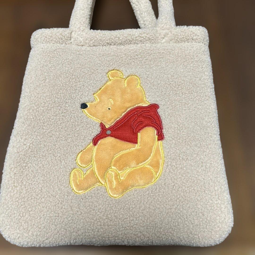 くまのプーさん刺繍トートバッグ - メルカリ