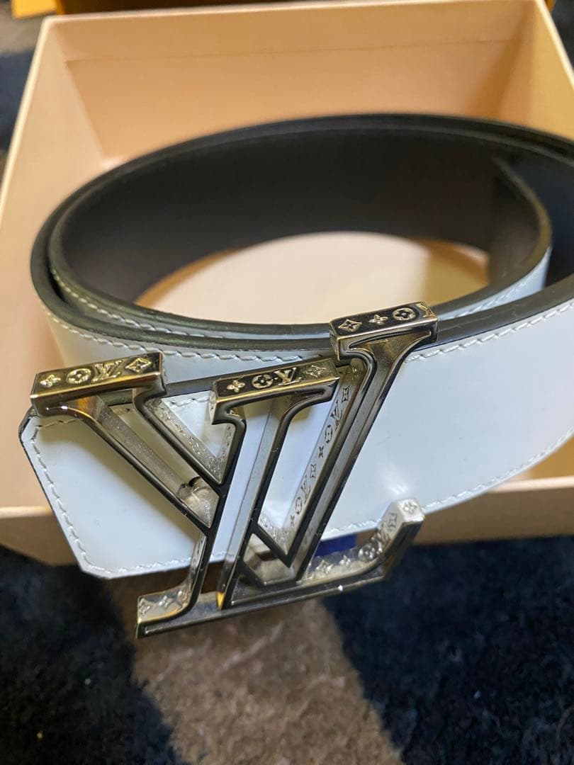 Louis Vuitton ホワイトレザーベルト 85/34 リバーシブル Louis Vuitton ホワイトレザーベルト 85/34 リバーシブル - メルカリ