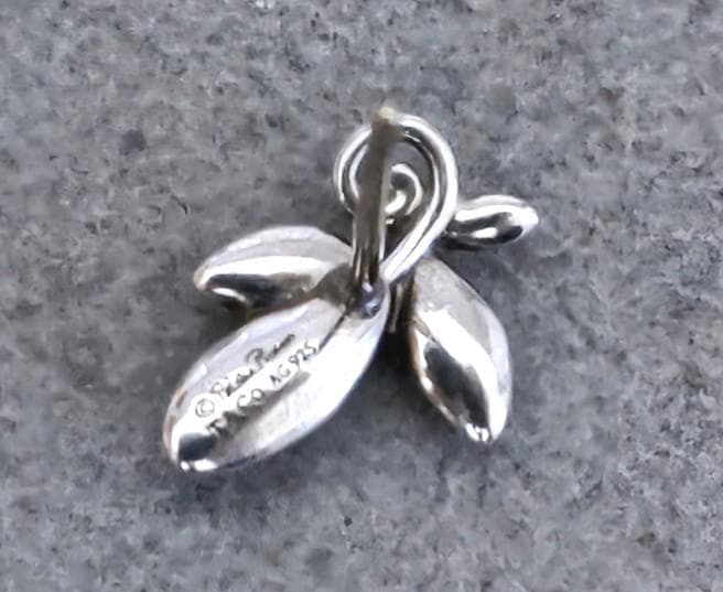 ティファニー Ag925 オリーブリーフ ピアス 片耳用 40514の通販はau