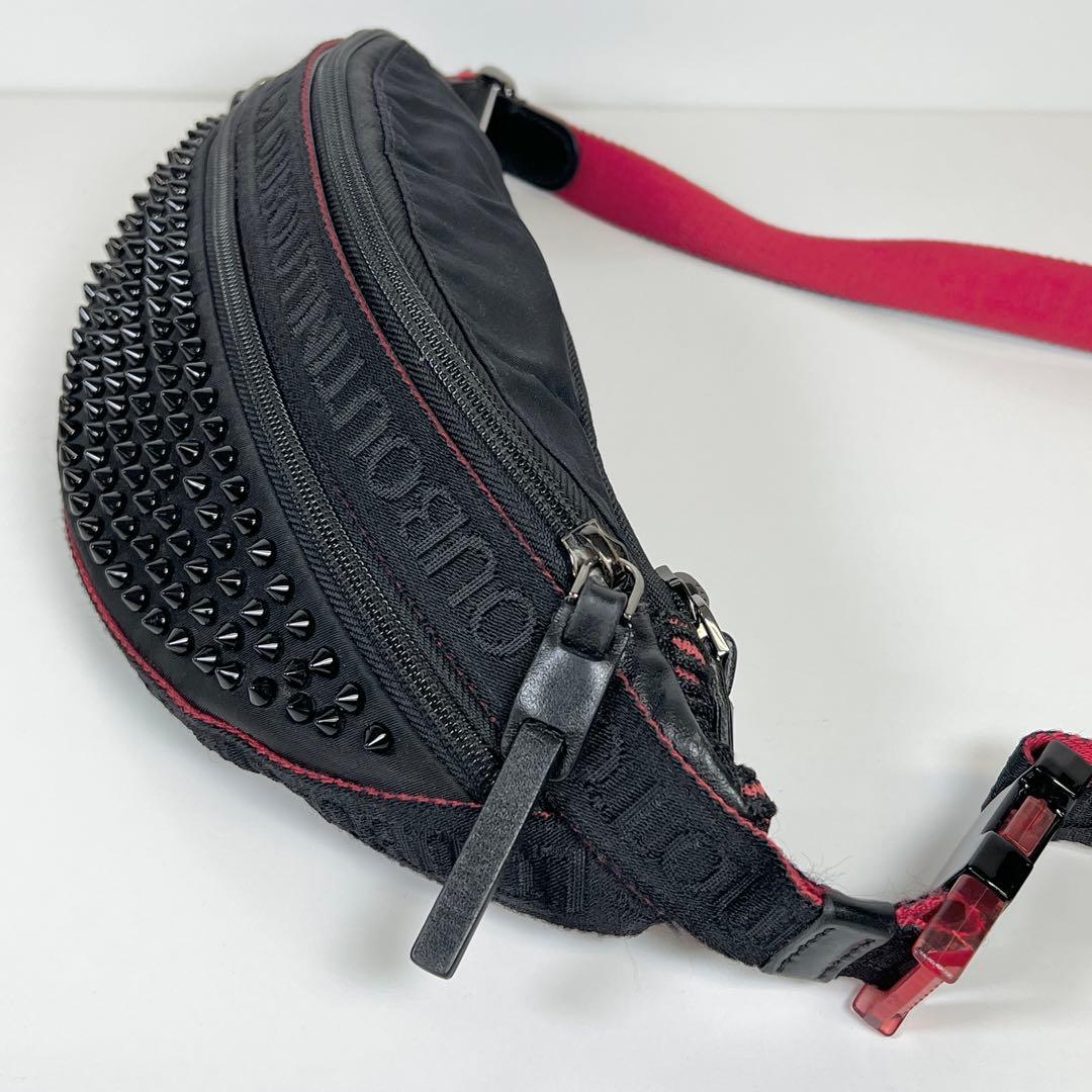 C. Louboutin クリスチャンルブタン ボディバッグ スパイク - メルカリ