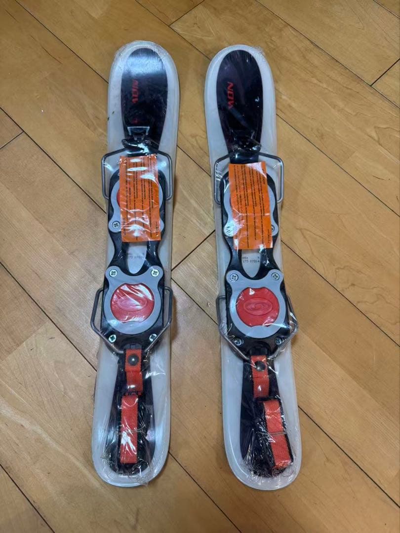新品未開封　SALOMON サロモン ショートスキー ファンスキー 60cm 新品未開封 SALOMON サロモン ショートスキー ファンスキー 60cm 楽天