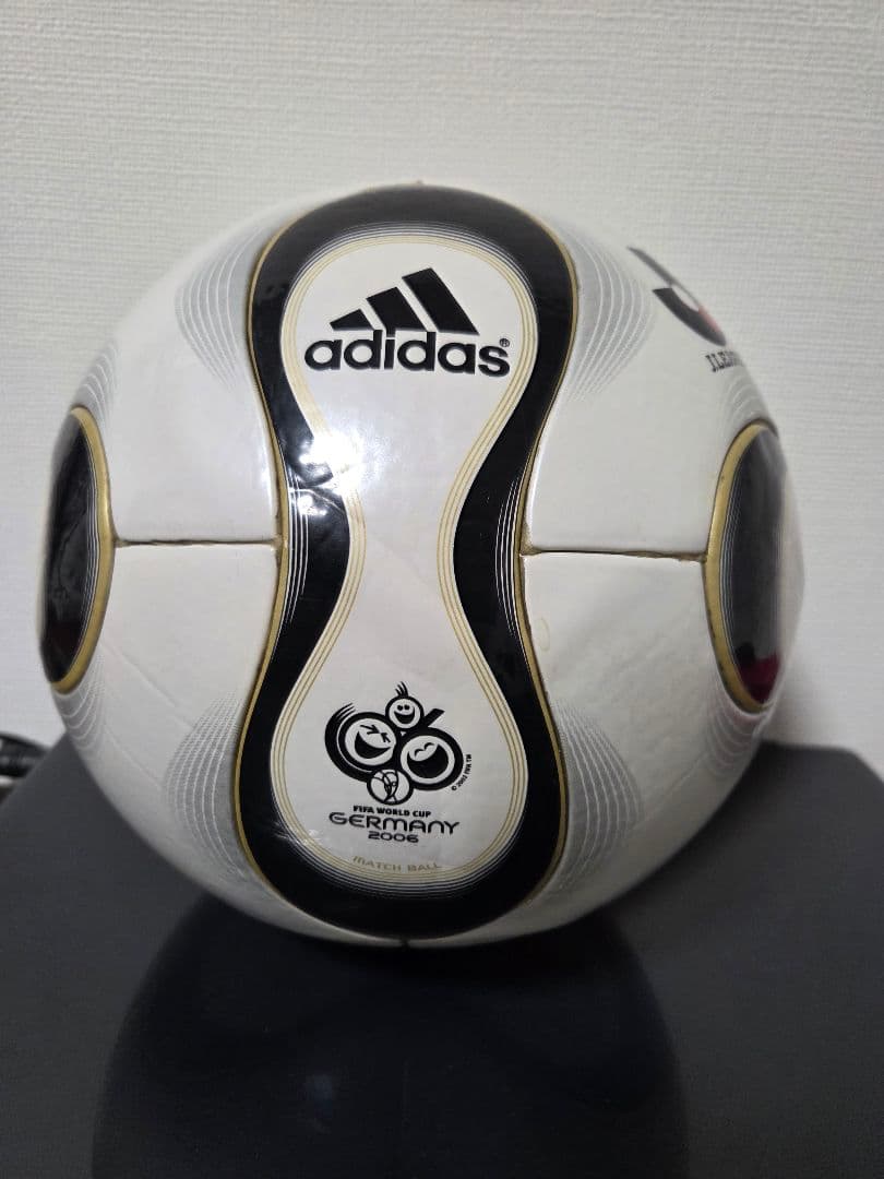 adidas チームガイスト サッカーボール 5号 ジャブラニ - メルカリ