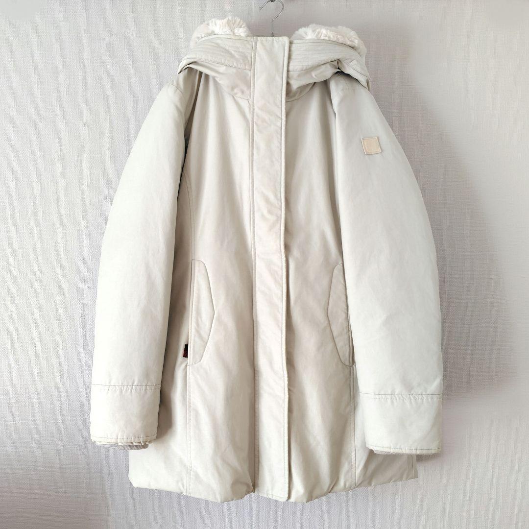 ウールリッチ ボルダーパーカ ライトグレー ホワイト WWCPS2803 ウールリッチ ボルダーパーカ ライトグレー ホワイト WWCPS2803 - メルカリ