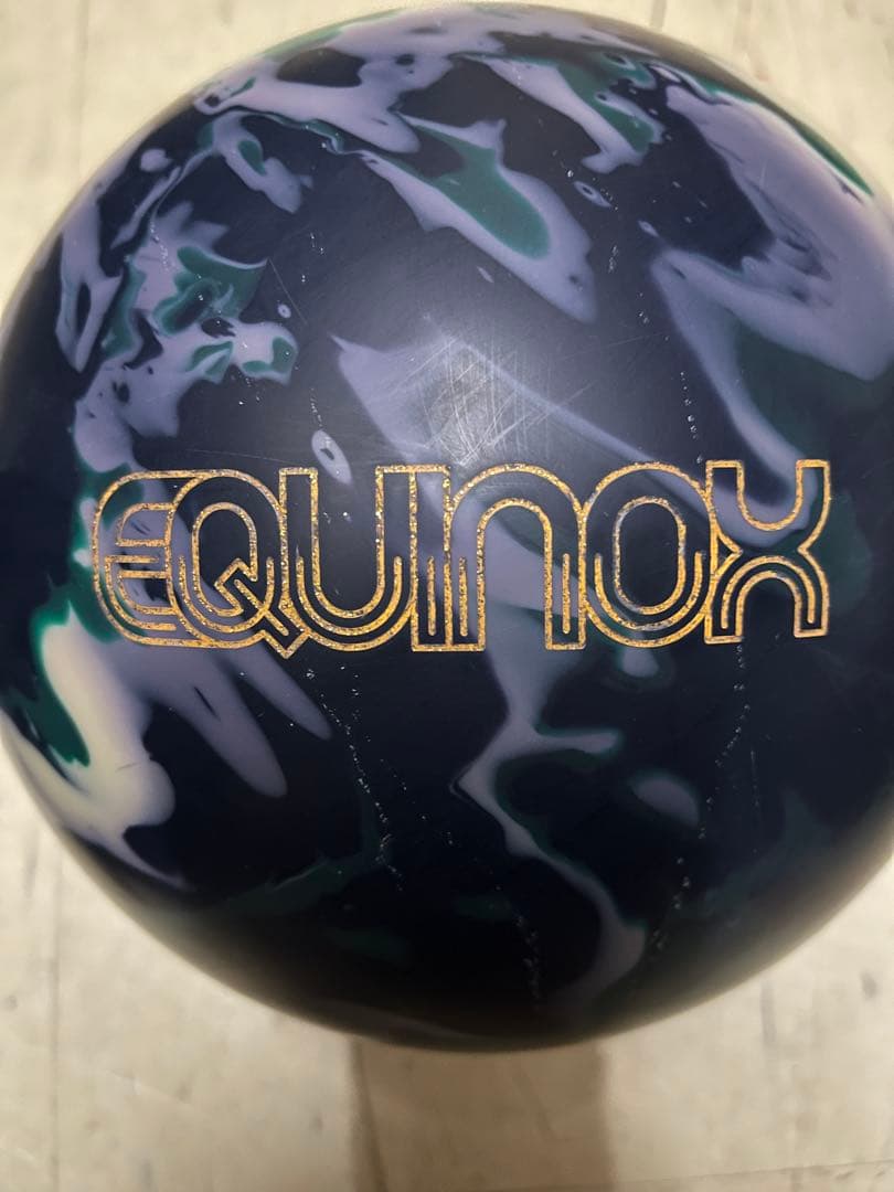 ボウリングボール　イクイノックスソリッド　15.2 STORM EQUINOX SOLID イクイノックス・ソリッド 丨ボウリング口コミ