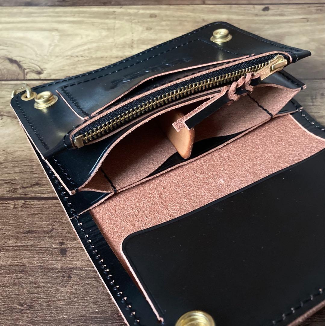 お札を折らずに収納】北米ステアハイド トラッカーウォレット150