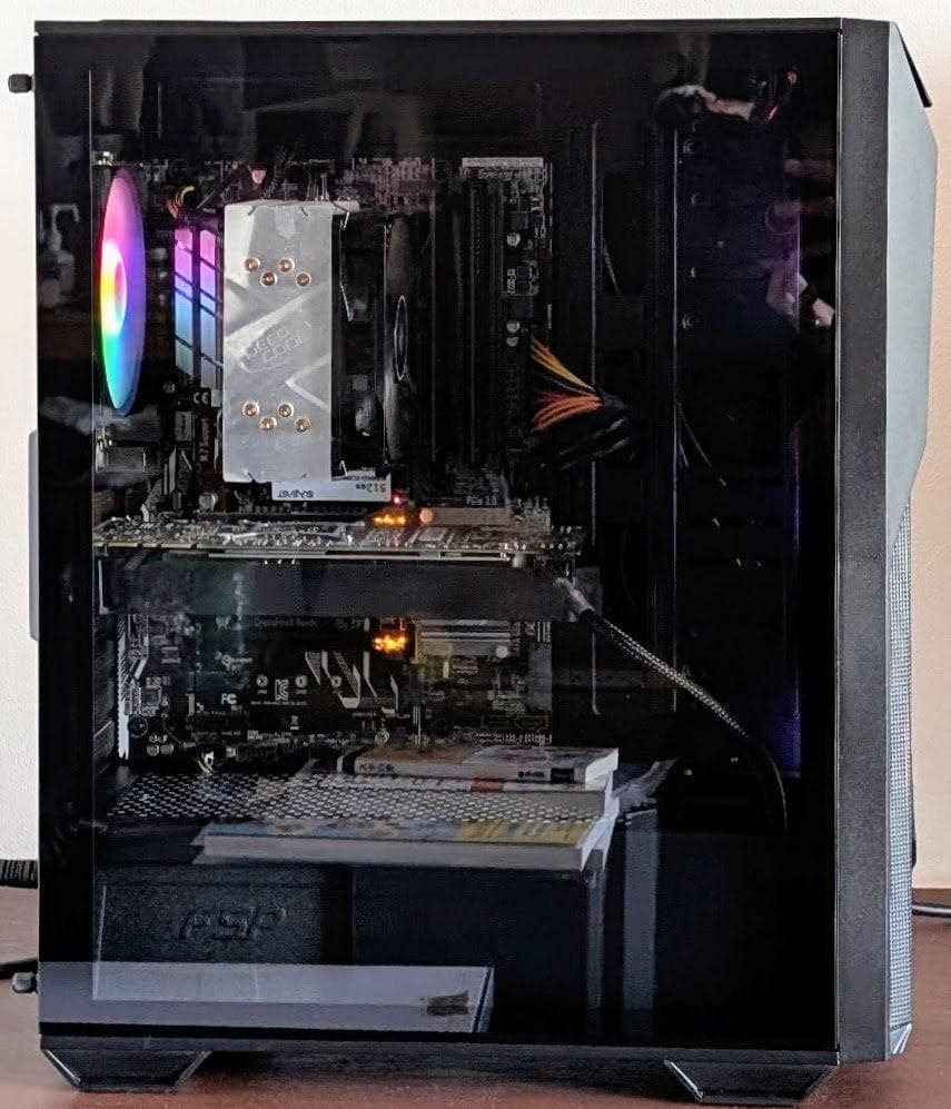 ミドルタワー ゲーミングPC i7 7700 GTX1070 Wi-Fi - メルカリ