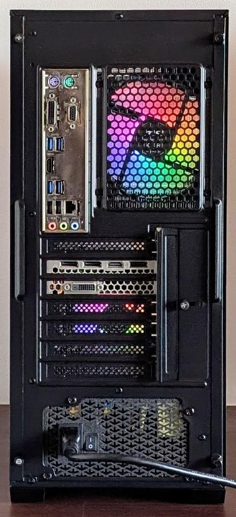 ミドルタワー ゲーミングPC i7 7700 GTX1070 Wi-Fi - メルカリ