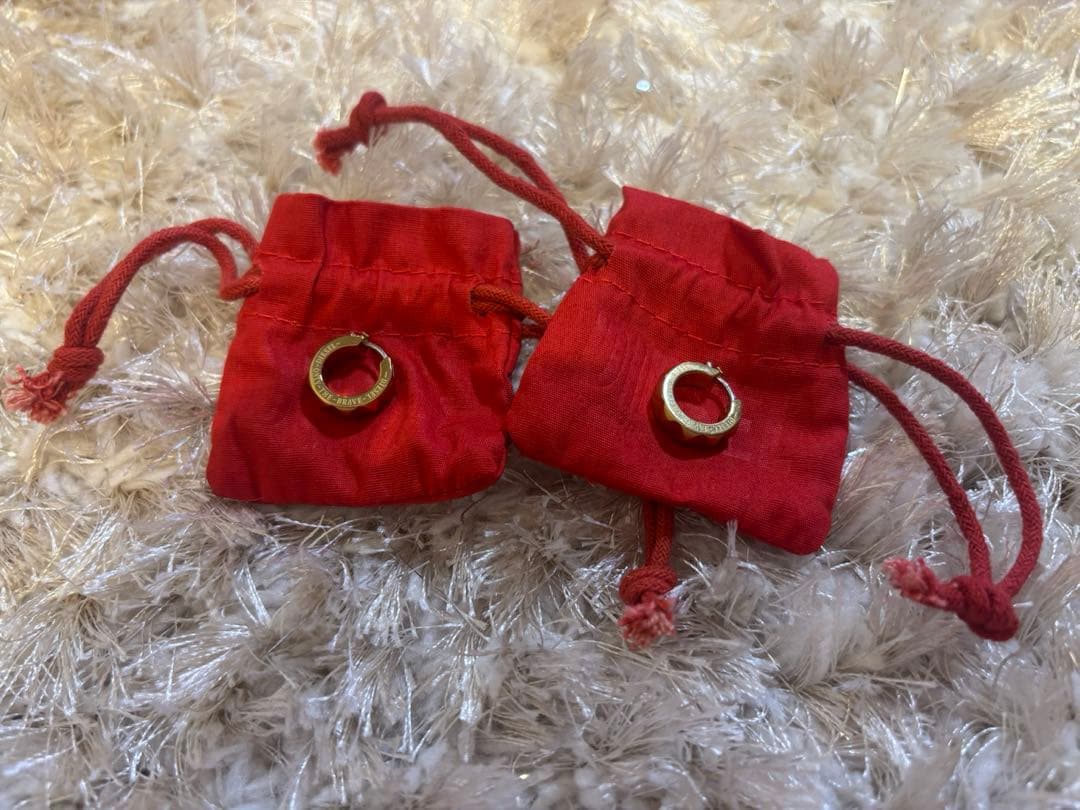 DIESEL ピアス2個セット　DX1417 ボックス付き 国内買付☆DIESEL☆フープピアス Dx1417 ギフトにも◎ (DIESEL/ピアス