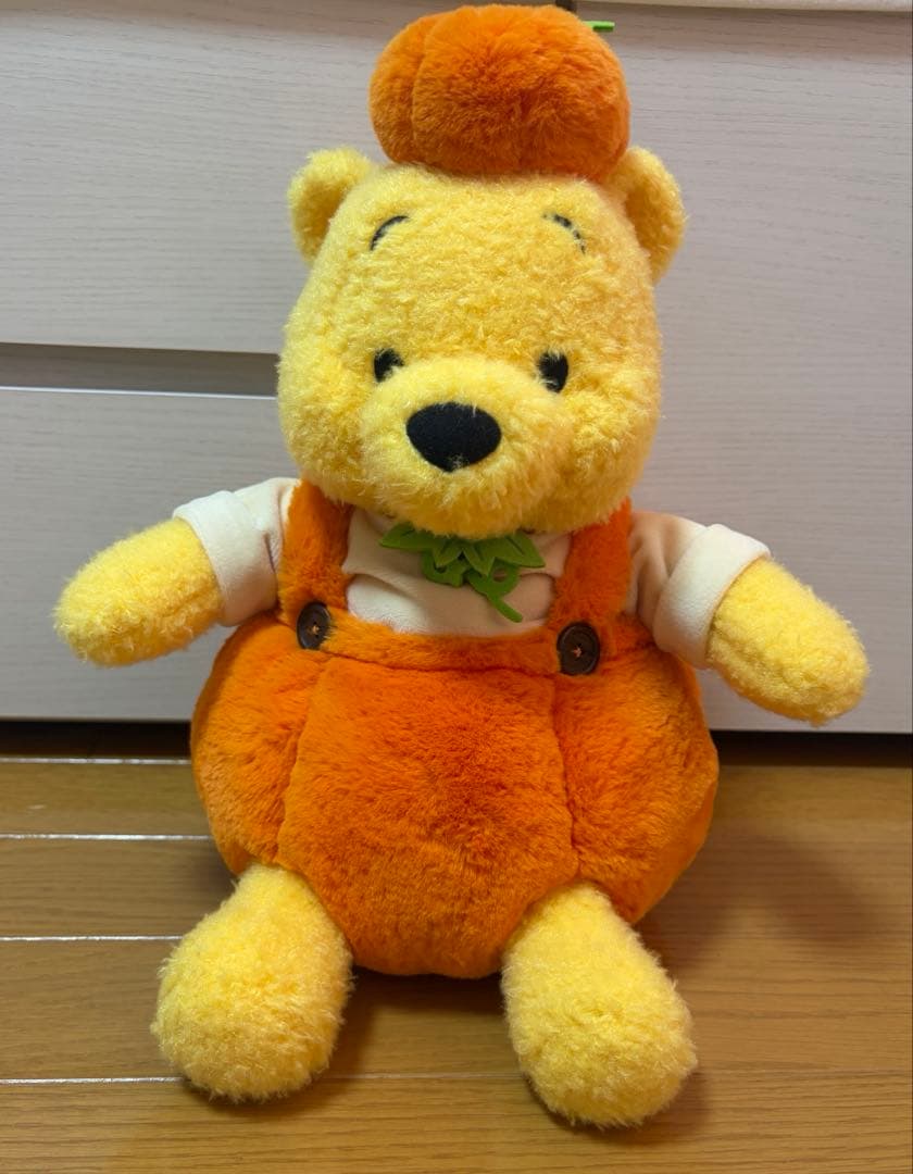 ディズニー ハロウィーン 2025 ぬいぐるみ プーさん パンプキン - メルカリ