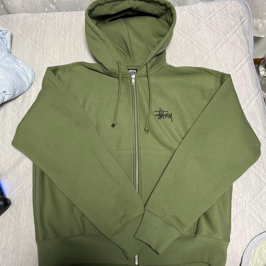 Stussy オリーブ パーカー M - メルカリ