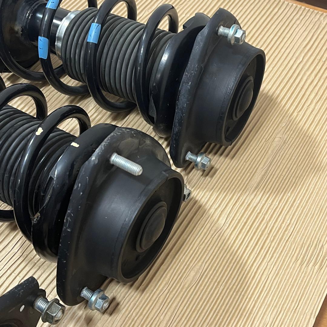 ZC6)BRZ / (ZN6)86 後期 純正 SACHS製 サスキット1台分 - メルカリ