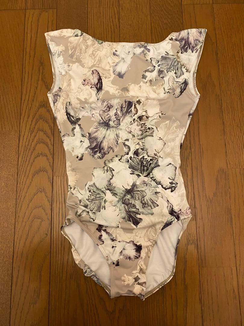 Stina レオタード Mサイズ L108859421 - バレエ新 デザイン