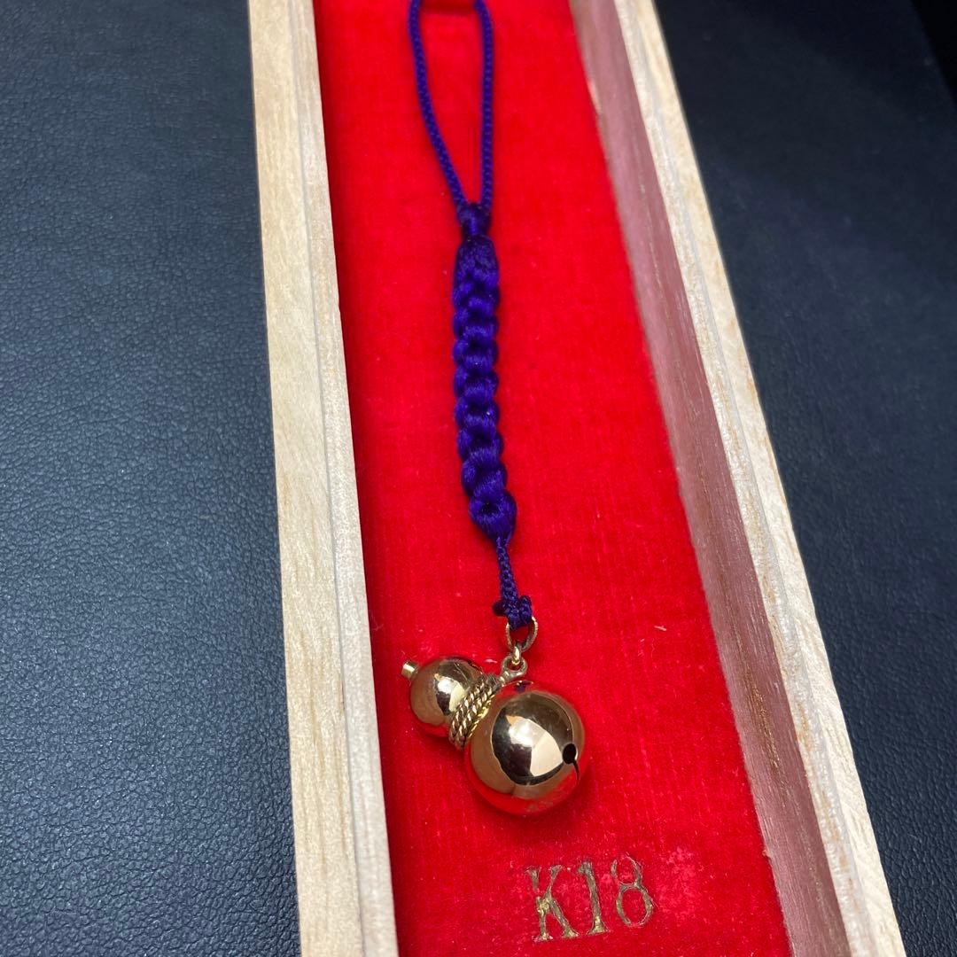 開運 鈴 K18 18金 ゴールド 桐箱入り 根付 ストラップ