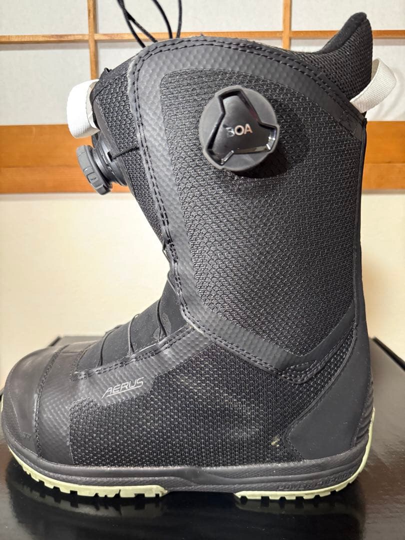 スノーボード YONEX AERUS BOA 26.0cm