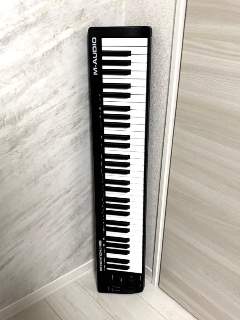 箱有り M-AUDIO KEYSTATION 61 MK3 M-AUDIO Keystation 61 MK3 MIDIキーボード ソフト付属 エムオーディオ