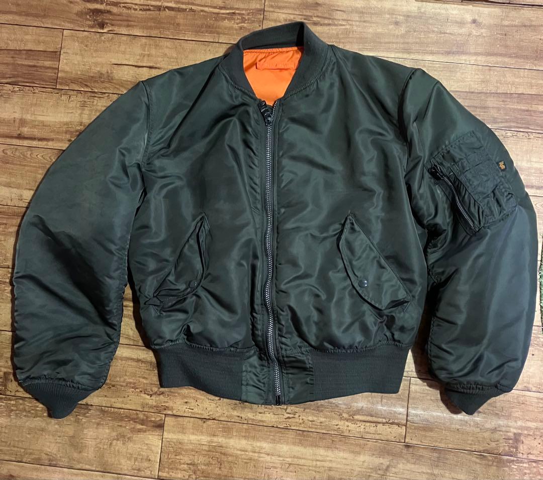 90s USA製 アルファインダストリーズ MA-1 フライトジャケット L 90s USA製 ALPHAアルファ MA-1 フライトジャケット ゴールド L