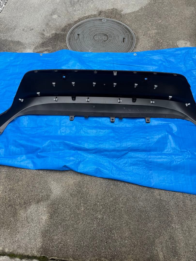 ヤリスクロスZアドベンチャーFバンパー&Rバンパーロアカバー - メルカリ