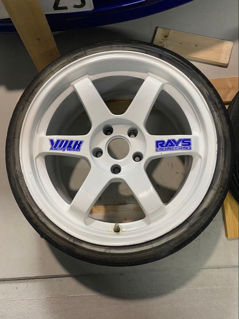RAYS VOLKRACING TE37 9.5j+12 17インチ 2本