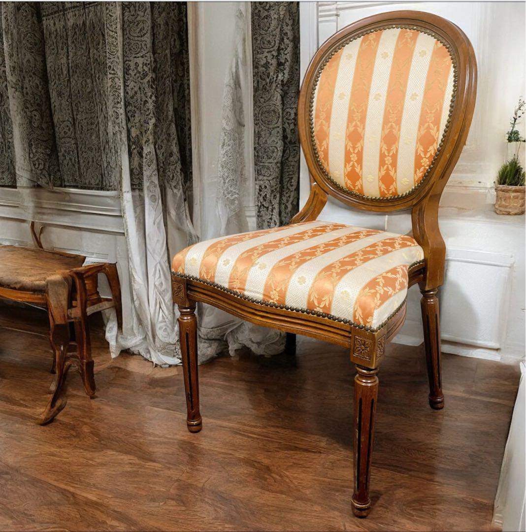 フランスアンティーク①】ルイ16世様式 華麗ストライプ織物張