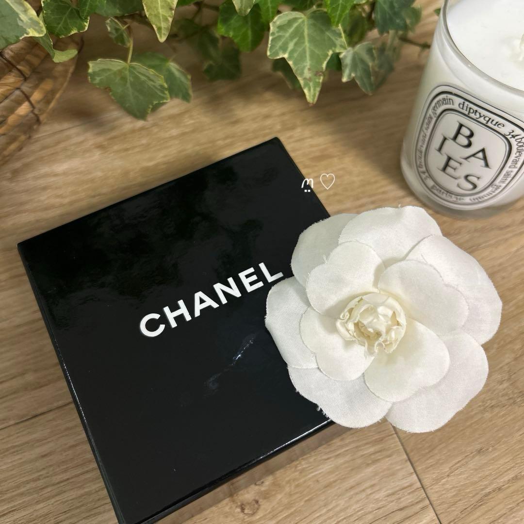 CHANELシャネル カメリアコサージュ ブローチ シルク ホワイト 卒業