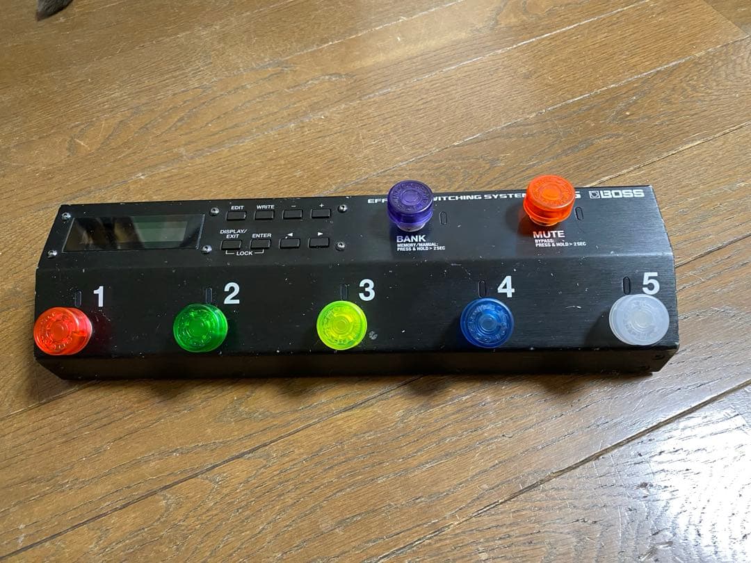 BOSS ES-5 スイッチャー BOSS『ES-5』スイッチャー – Haluna Guitar Studio