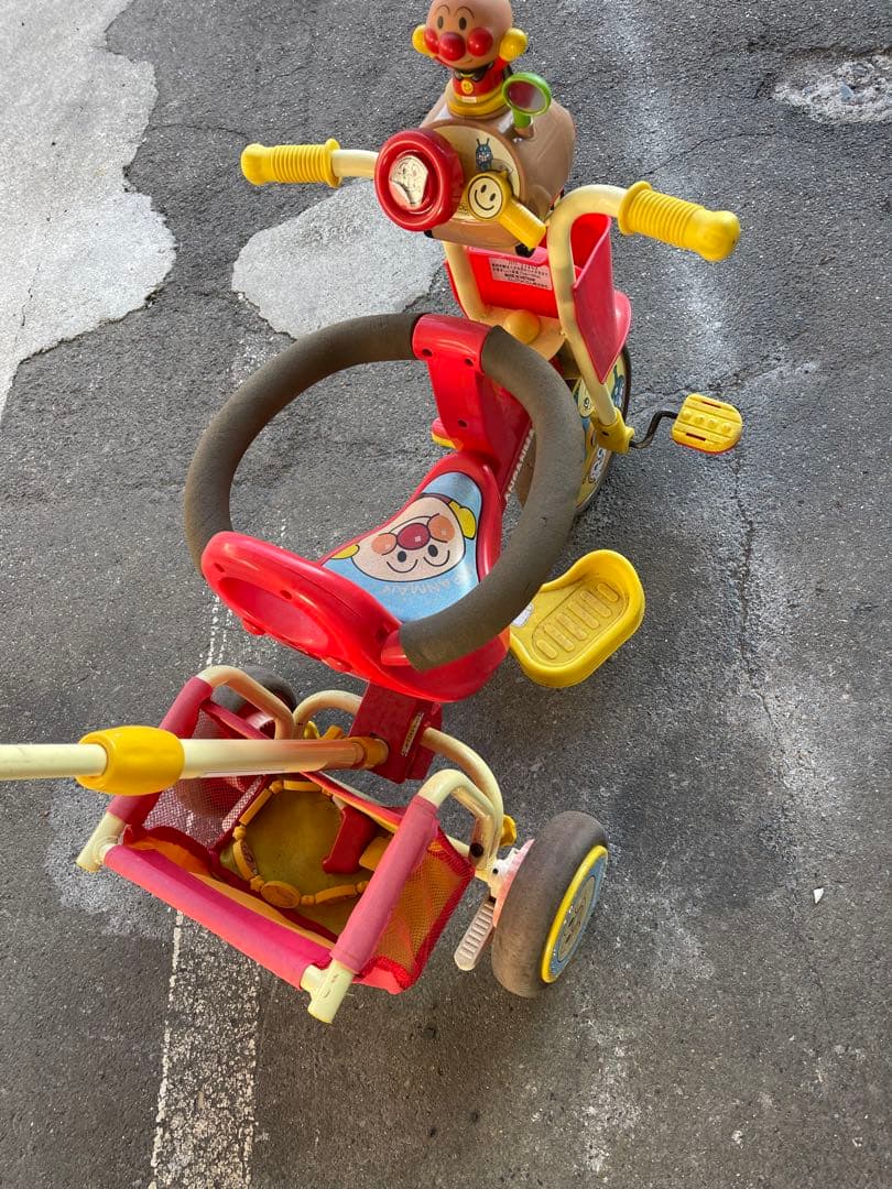 おでかけ三輪車 わくわくアンパンマンごう ピースII レッド - メルカリ