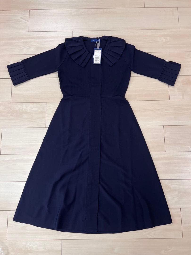 マーリエルカセット 華やかプリーツ今どきモードニットワンピース