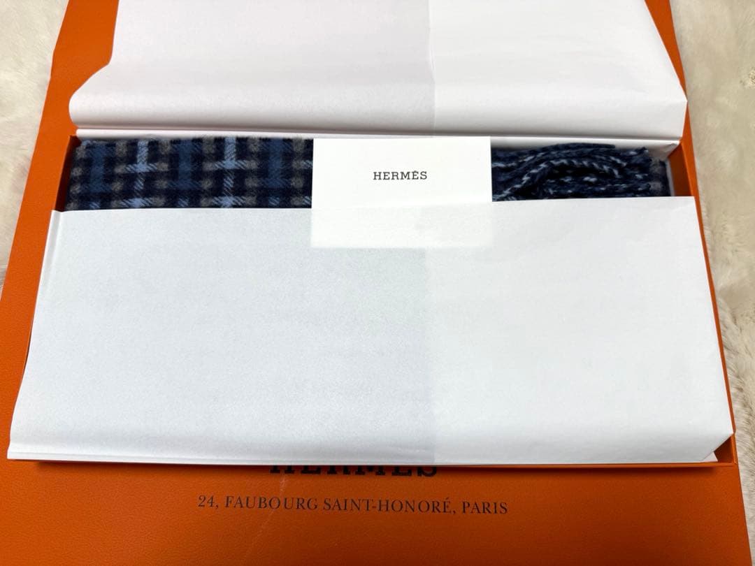 新品未使用　エルメス　HERMES カシミアマフラー 《Hエコセ》　ネイビー