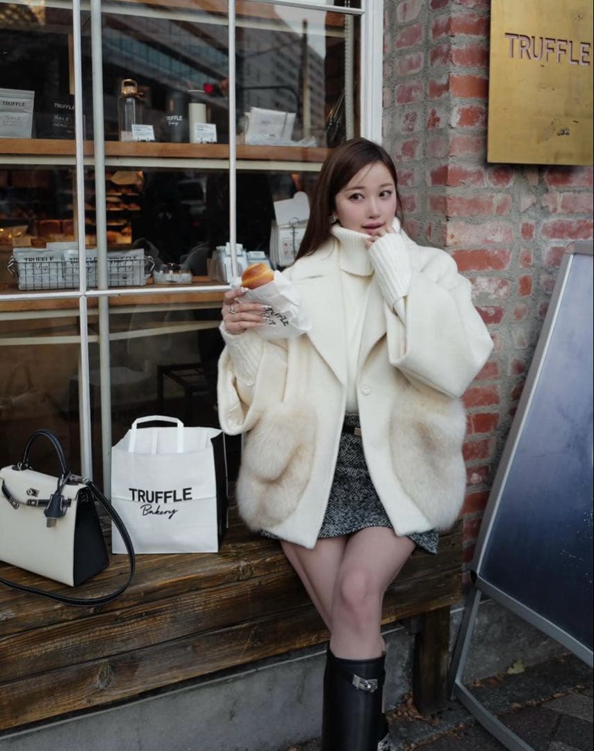 FOX FUR pocket tailored middle coat - メルカリ