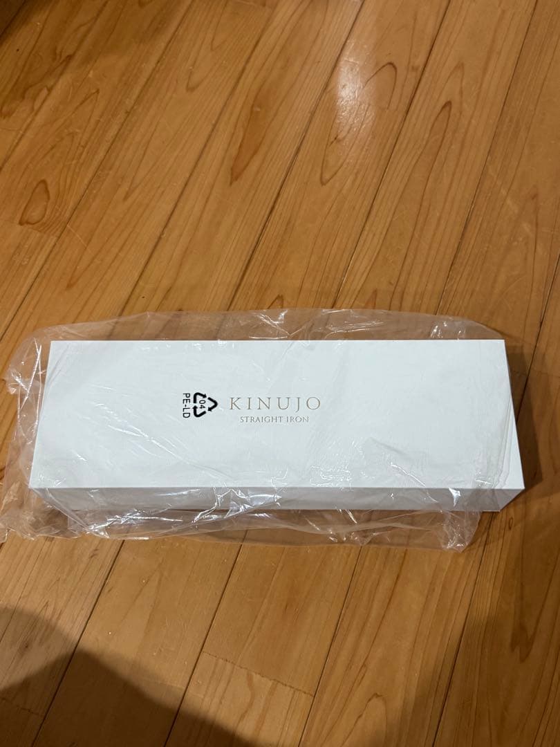 新品未開封2026年1月購入KINUJO 絹女 ストレートアイロン LM-225 楽天市場】【公式限定ガイドブック付き】 絹女～KINUJO～ キヌージョ