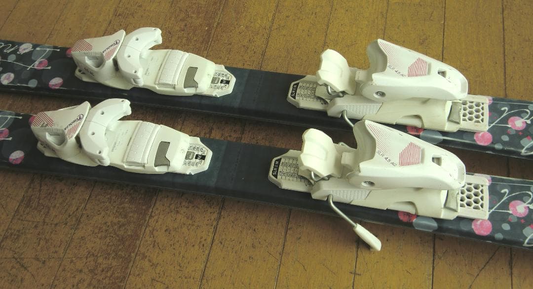 □□11月限定□送料無料□Hart□子供用スキーセット□