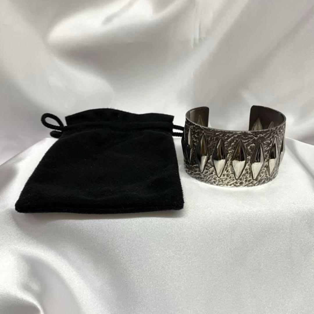 Ronnie Willie Navajo ロニー・ウィリー ナバホ バングル - メルカリ