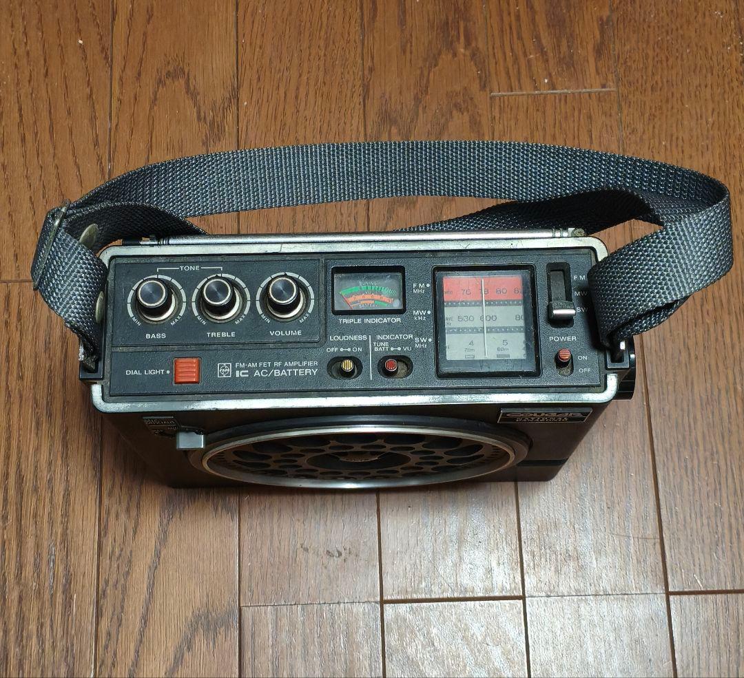 ナショナルパナソニックCOUGAR RF-888 3バンドラジオ