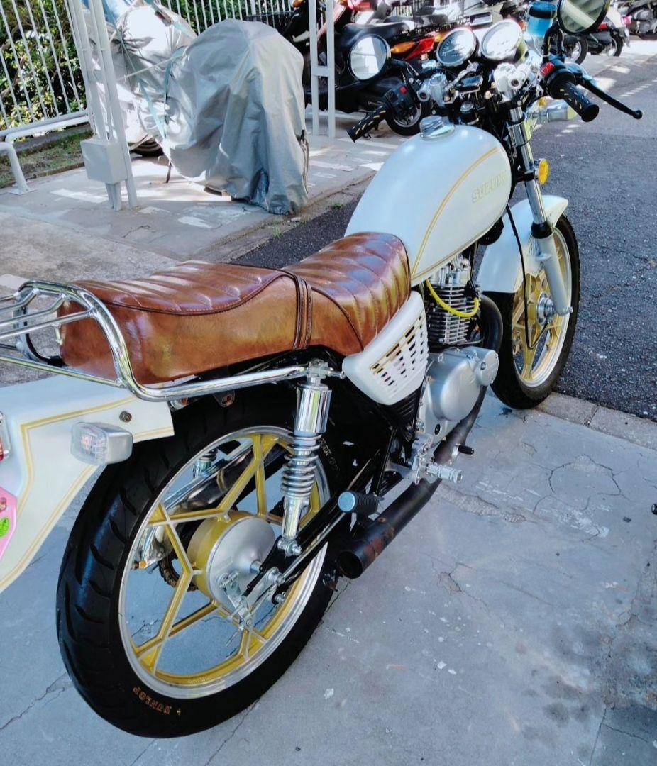 GN125 リアフェンダー ケツRP角フェンダー - メルカリ