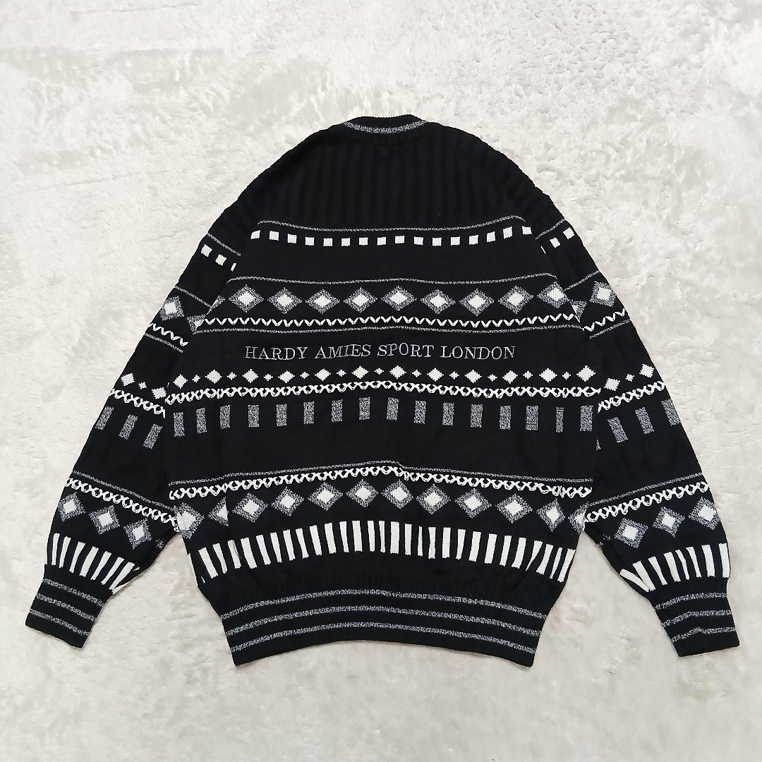 未使用/タグ付】HARDY AMIES マルチ刺繍ロゴ 3Dクルーネックニット
