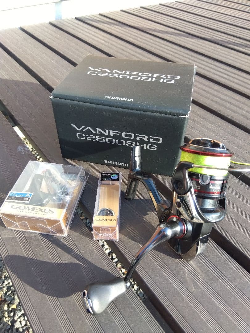 お買い得SHIMANO VANFORD C2500SHG スピニングリール - メルカリ