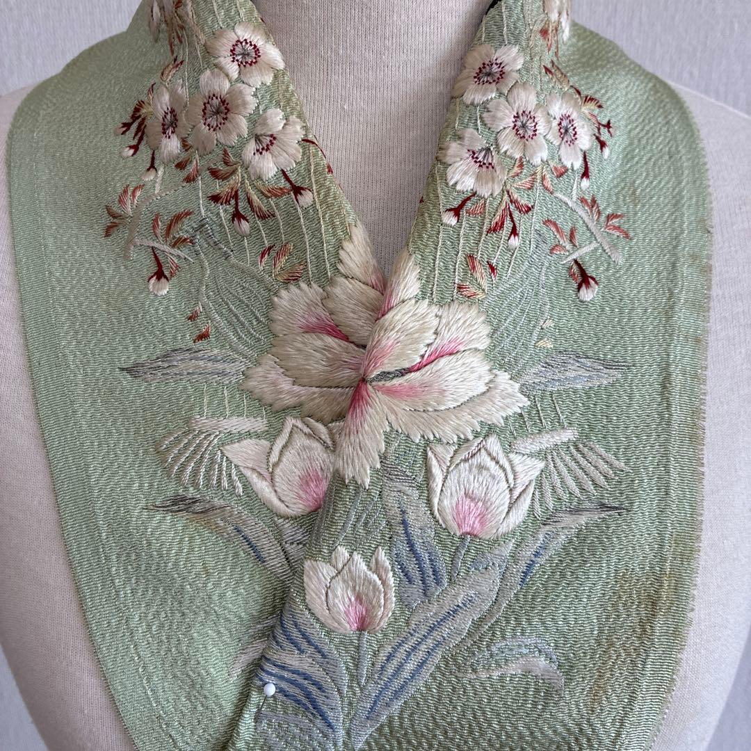 c*i様 ■6215■アンティーク■正絹縮緬■若葉色　チューリップ柄　刺繍半衿■ 楽天市場】[特別価格] 洗える 刺繍半衿 小桜に花・髪飾り刺繍 (朱) 桜