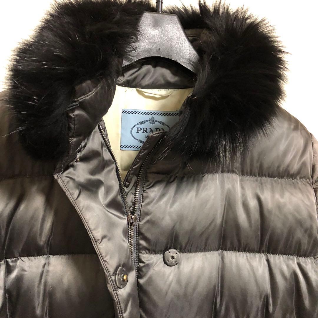 ゆ*♡様 正規品 プラダ ダウンジャケット ファー付き 三角ロゴなし