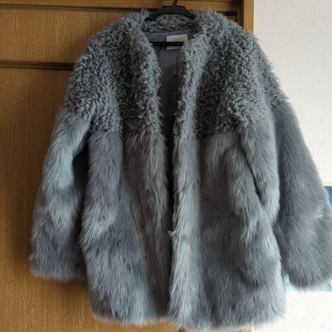MURUA グレー フェイクファーコート ショート丈 - メルカリ